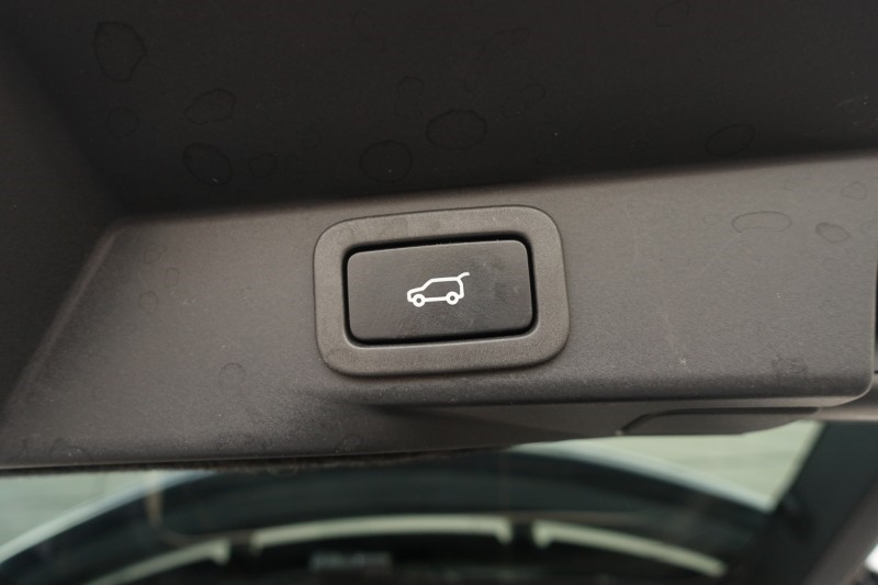 2021 (21) LAND ROVER RANGE ROVER SPORT 3.0 D300 HSE Silver 5dr Auto 4970429