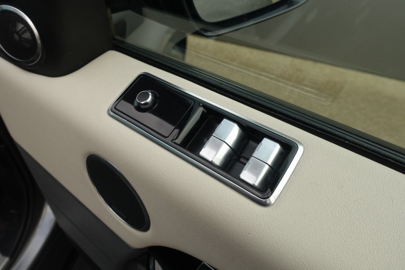 2021 (21) LAND ROVER RANGE ROVER SPORT 3.0 D300 HSE Silver 5dr Auto 4970449