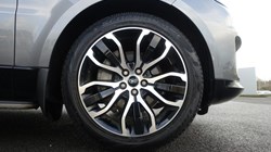 2021 (21) LAND ROVER RANGE ROVER SPORT 3.0 D300 HSE Silver 5dr Auto 4970404