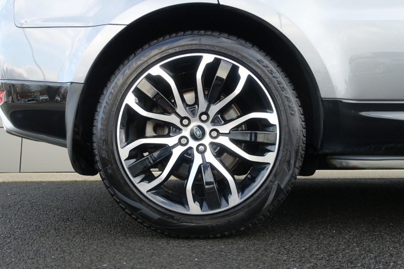 2021 (21) LAND ROVER RANGE ROVER SPORT 3.0 D300 HSE Silver 5dr Auto 4970420