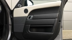 2021 (21) LAND ROVER RANGE ROVER SPORT 3.0 D300 HSE Silver 5dr Auto 4970446