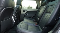 2021 (21) LAND ROVER RANGE ROVER SPORT 3.0 D300 HSE Silver 5dr Auto 4970400