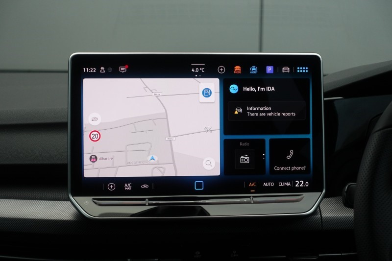 2024 (74) VOLKSWAGEN GOLF 1.5 TSI 150 R-Line 5dr 4964160