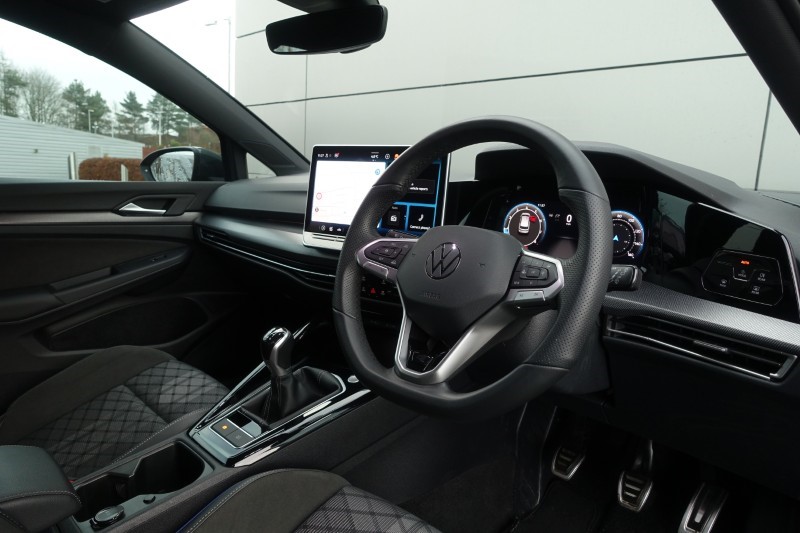 2024 (74) VOLKSWAGEN GOLF 1.5 TSI 150 R-Line 5dr 4964184