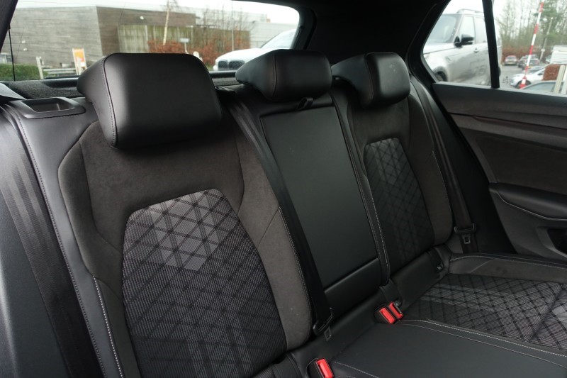 2024 (74) VOLKSWAGEN GOLF 1.5 TSI 150 R-Line 5dr 4964191