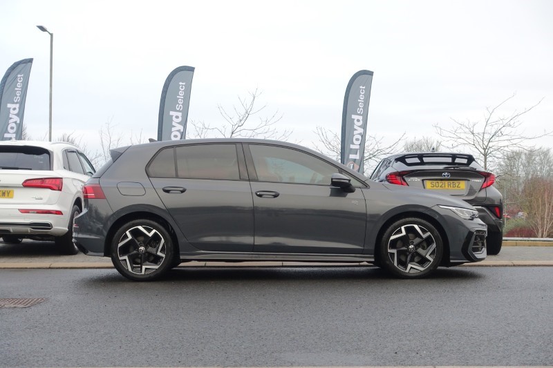 2024 (74) VOLKSWAGEN GOLF 1.5 TSI 150 R-Line 5dr 4964151