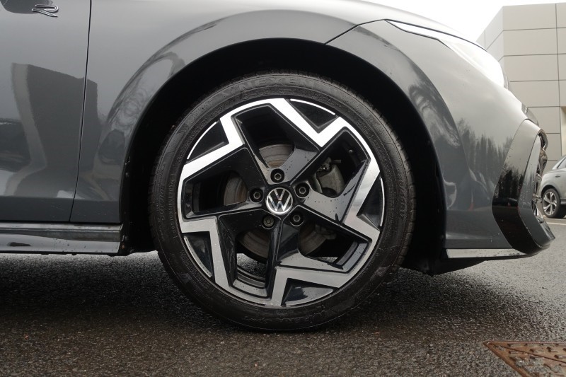 2024 (74) VOLKSWAGEN GOLF 1.5 TSI 150 R-Line 5dr 4964154
