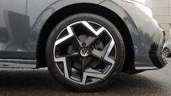 2024 (74) VOLKSWAGEN GOLF 1.5 TSI 150 R-Line 5dr 4964154