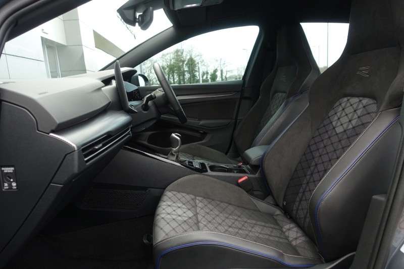 2024 (74) VOLKSWAGEN GOLF 1.5 TSI 150 R-Line 5dr 4964149