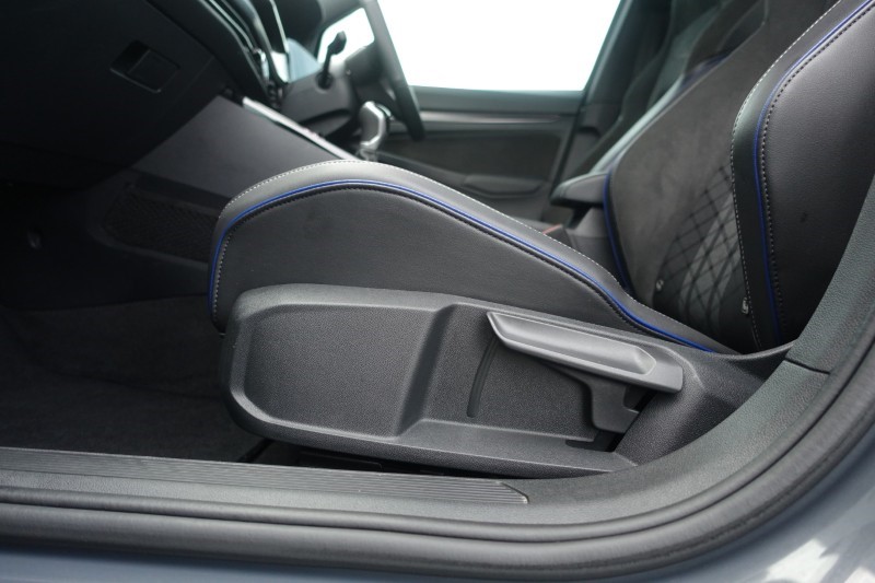 2024 (74) VOLKSWAGEN GOLF 1.5 TSI 150 R-Line 5dr 4964199