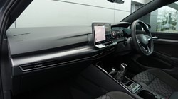 2024 (74) VOLKSWAGEN GOLF 1.5 TSI 150 R-Line 5dr 4964198