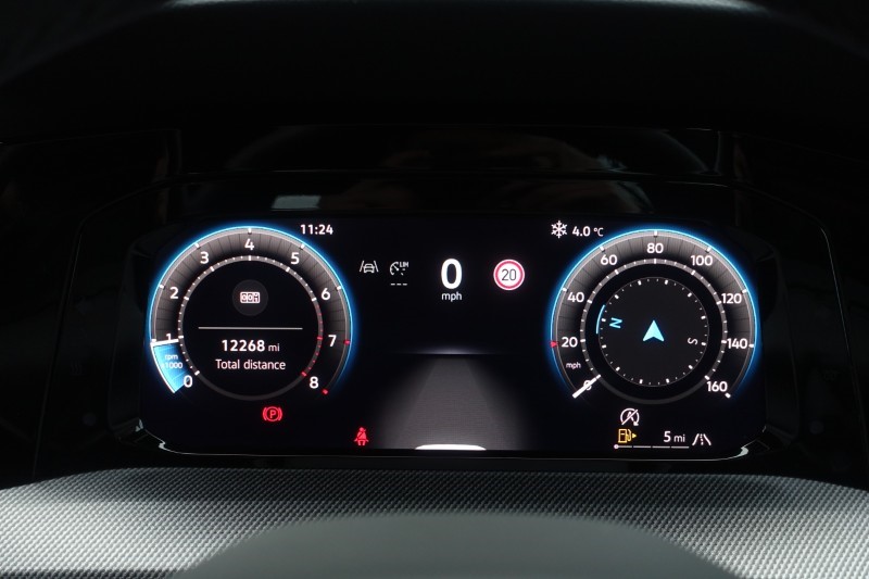 2024 (74) VOLKSWAGEN GOLF 1.5 TSI 150 R-Line 5dr 4964162