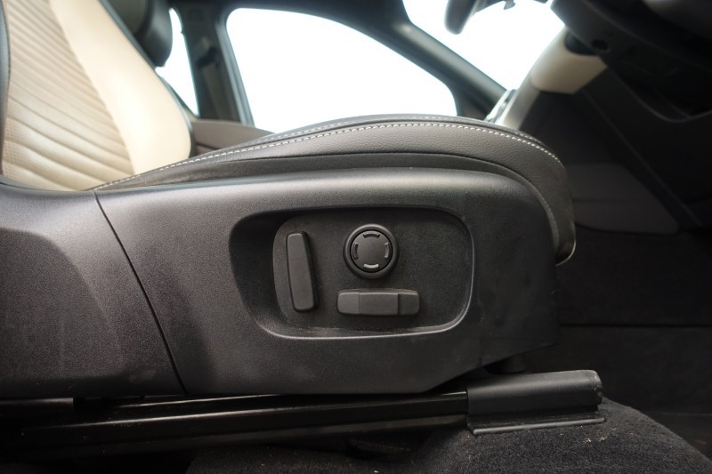 2022 (72) LAND ROVER DISCOVERY SPORT 2.0 D165 Urban Edition 5dr Auto 4964875