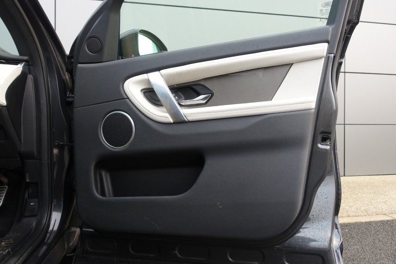 2022 (72) LAND ROVER DISCOVERY SPORT 2.0 D165 Urban Edition 5dr Auto 4964876