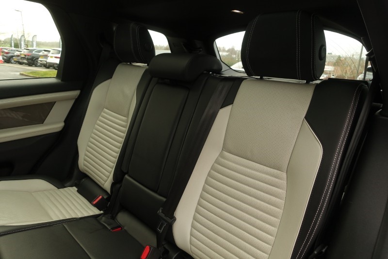 2022 (72) LAND ROVER DISCOVERY SPORT 2.0 D165 Urban Edition 5dr Auto 4964885