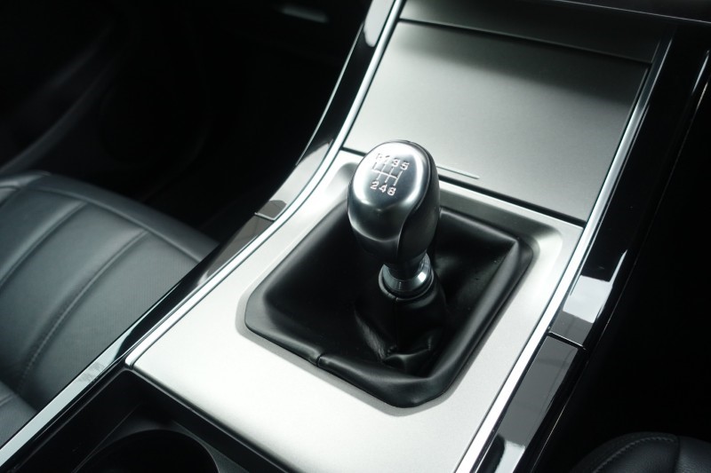 2024 (24) LAND ROVER RANGE ROVER EVOQUE 2.0 D165 S 5dr 2WD 4990763