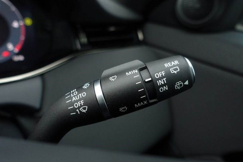 2024 (24) LAND ROVER RANGE ROVER EVOQUE 2.0 D165 S 5dr 2WD 4990781