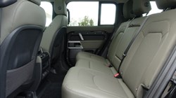 2023 (73) LAND ROVER DEFENDER 3.0 D300 X-Dynamic S 110 5dr Auto 4976322
