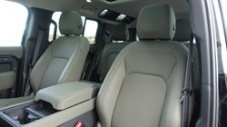 2023 (73) LAND ROVER DEFENDER 3.0 D300 X-Dynamic S 110 5dr Auto 4976380