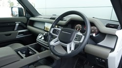2023 (73) LAND ROVER DEFENDER 3.0 D300 X-Dynamic S 110 5dr Auto 4976363