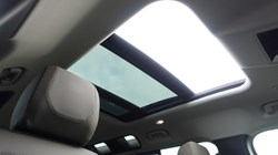 2023 (73) LAND ROVER DEFENDER 3.0 D300 X-Dynamic S 110 5dr Auto 4976366