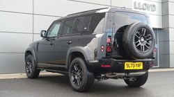 2023 (73) LAND ROVER DEFENDER 3.0 D300 X-Dynamic S 110 5dr Auto 1