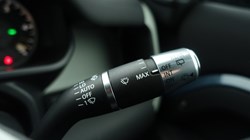 2021 (21) LAND ROVER DEFENDER 3.0 D200 110 5dr Auto 4984475