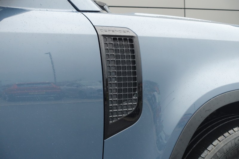 2021 (21) LAND ROVER DEFENDER 3.0 D200 110 5dr Auto 4984464