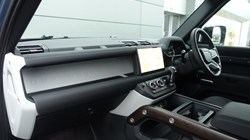 2021 (21) LAND ROVER DEFENDER 3.0 D200 110 5dr Auto 4984496