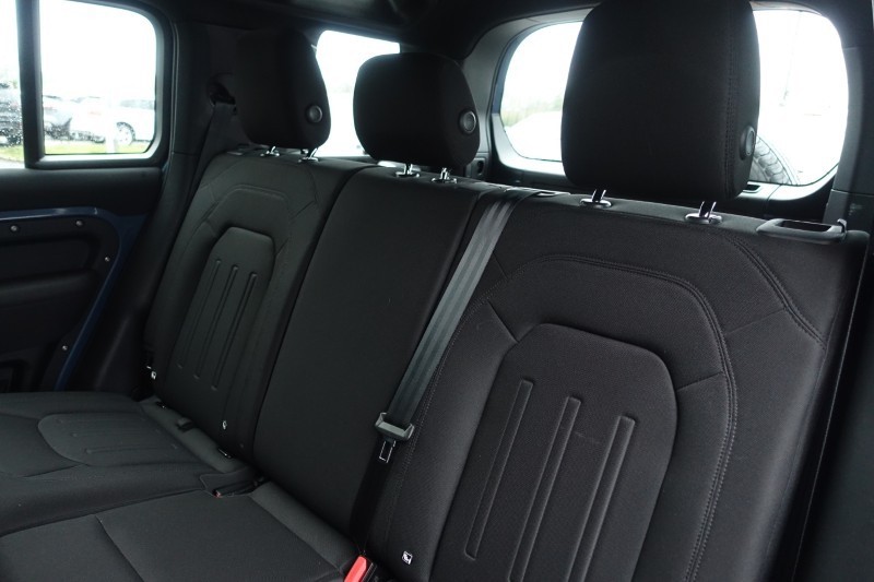 2021 (21) LAND ROVER DEFENDER 3.0 D200 110 5dr Auto 4984494