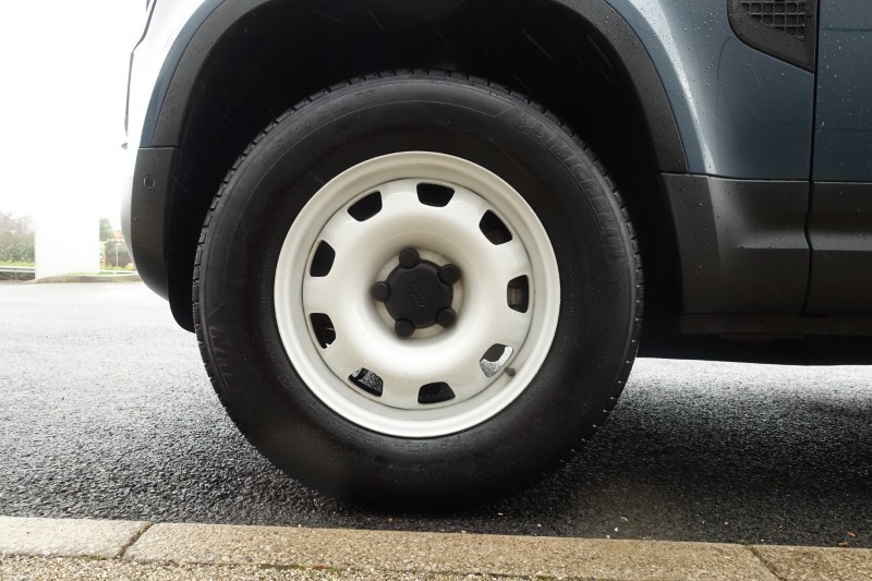 2021 (21) LAND ROVER DEFENDER 3.0 D200 110 5dr Auto 4984471