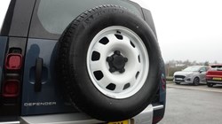 2021 (21) LAND ROVER DEFENDER 3.0 D200 110 5dr Auto 4984468