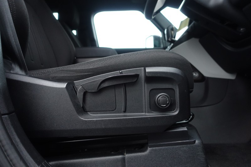 2021 (21) LAND ROVER DEFENDER 3.0 D200 110 5dr Auto 4984486