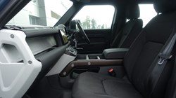 2021 (21) LAND ROVER DEFENDER 3.0 D200 110 5dr Auto 4984447