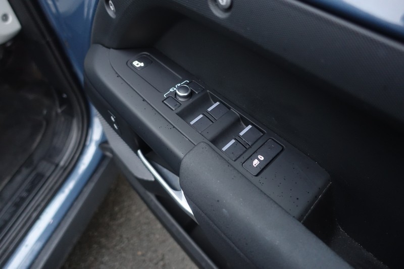 2021 (21) LAND ROVER DEFENDER 3.0 D200 110 5dr Auto 4984488