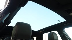 2023 (72) LAND ROVER DISCOVERY SPORT 2.0 D200 R-Dynamic HSE 5dr Auto 4970078