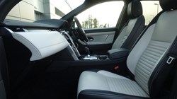 2023 (72) LAND ROVER DISCOVERY SPORT 2.0 D200 R-Dynamic HSE 5dr Auto 4970038