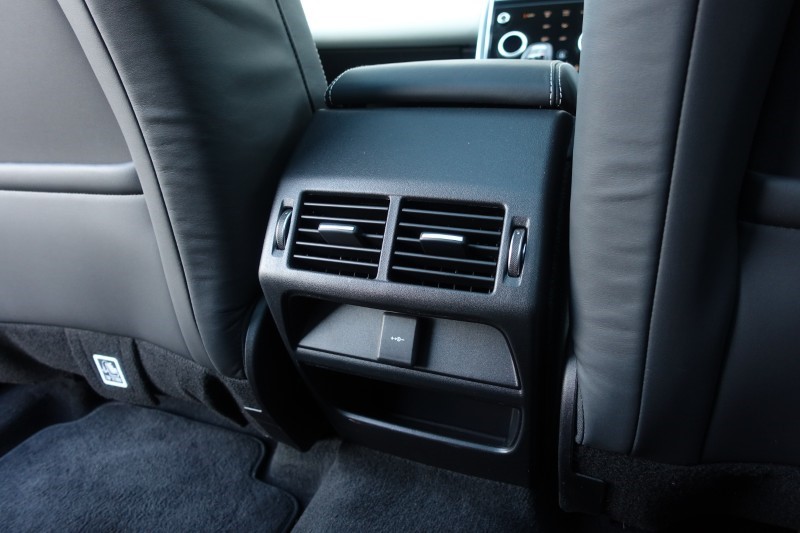 2023 (72) LAND ROVER DISCOVERY SPORT 2.0 D200 R-Dynamic HSE 5dr Auto 4970053