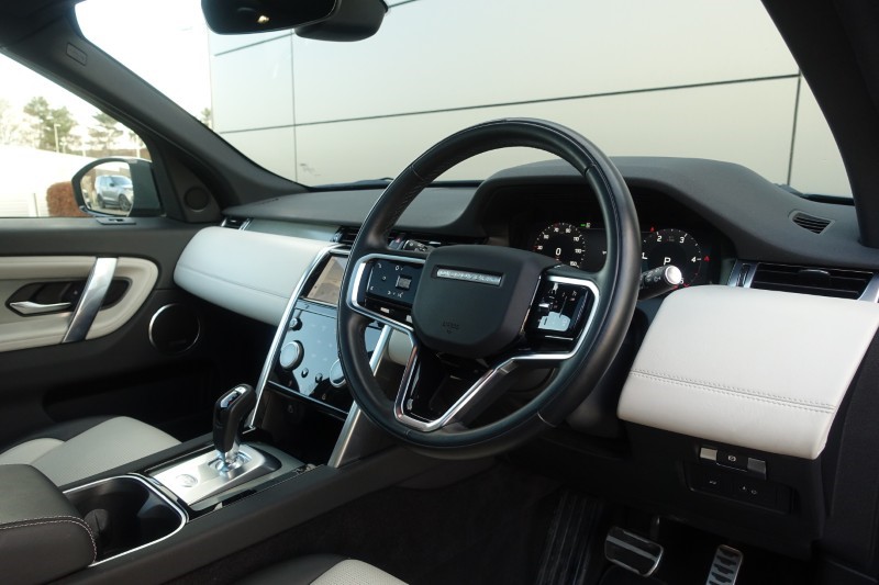 2023 (72) LAND ROVER DISCOVERY SPORT 2.0 D200 R-Dynamic HSE 5dr Auto 4970076