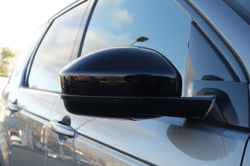 2023 (72) LAND ROVER DISCOVERY SPORT 2.0 D200 R-Dynamic HSE 5dr Auto 4970056