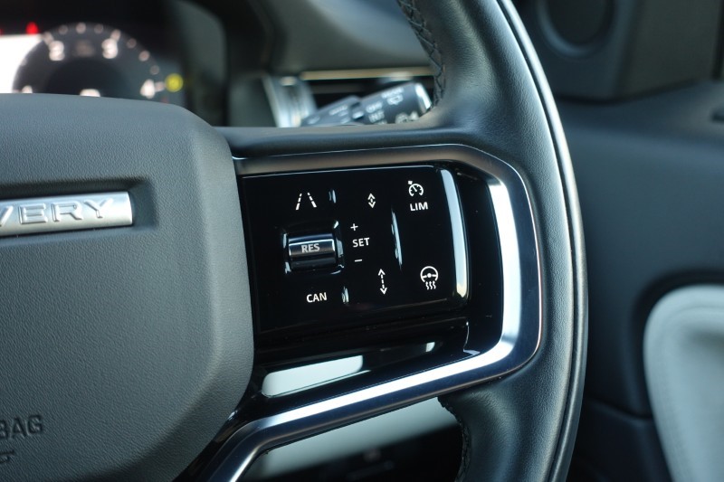 2023 (72) LAND ROVER DISCOVERY SPORT 2.0 D200 R-Dynamic HSE 5dr Auto 4970066