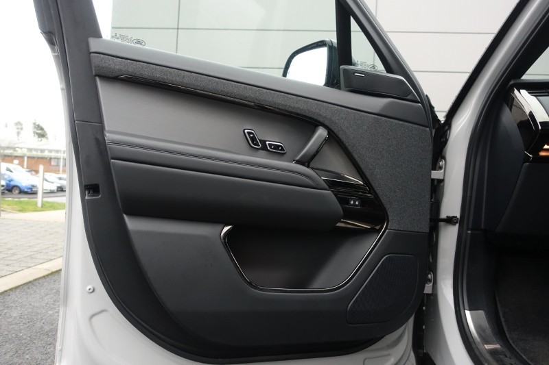 2022 (72) LAND ROVER RANGE ROVER SPORT 3.0 P440e Dynamic SE 5dr Auto 5025424