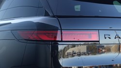 2025 (75) LAND ROVER RANGE ROVER SPORT 3.0 D300 Dynamic SE 5dr Auto 4998501