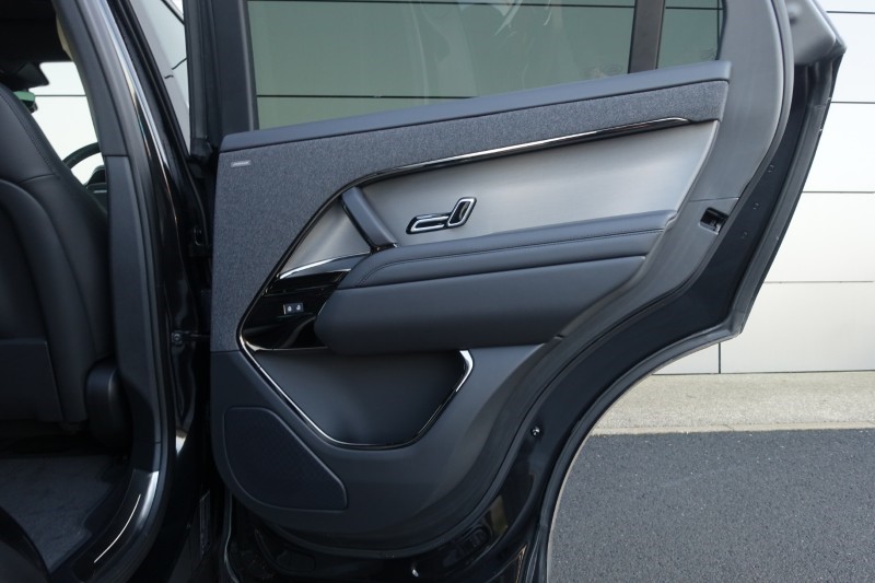 2025 (75) LAND ROVER RANGE ROVER SPORT 3.0 D300 Dynamic SE 5dr Auto 4998536