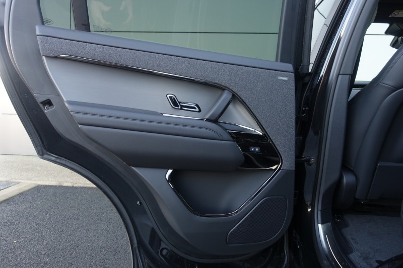 2025 (75) LAND ROVER RANGE ROVER SPORT 3.0 D300 Dynamic SE 5dr Auto 4998539