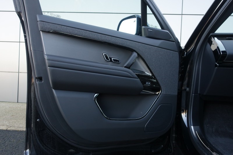 2025 (75) LAND ROVER RANGE ROVER SPORT 3.0 D300 Dynamic SE 5dr Auto 4998542