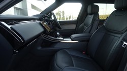 2025 (75) LAND ROVER RANGE ROVER SPORT 3.0 D300 Dynamic SE 5dr Auto 4998485