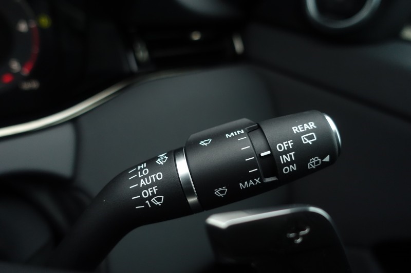 2025 (25) LAND ROVER RANGE ROVER EVOQUE 2.0 D200 Edition 5dr Auto 4984778