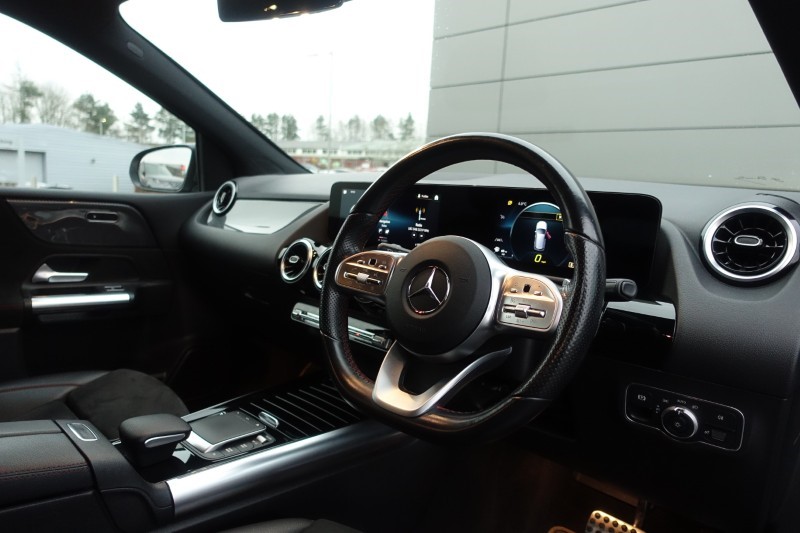 2021 (21) MERCEDES-BENZ B CLASS B180d [2.0] AMG Line Executive 5dr Auto 5017412