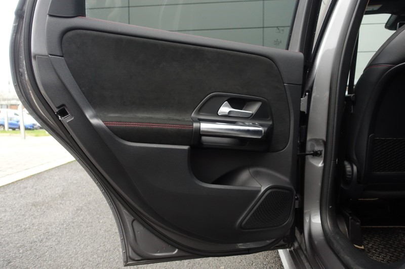 2021 (21) MERCEDES-BENZ B CLASS B180d [2.0] AMG Line Executive 5dr Auto 5017421